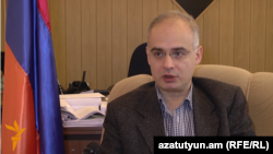 Լևոն Զուրաբյան, արխիվ