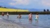Пляж в Алуште. 1 июня 2015 года