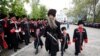 "Я против военизации детства". В Краснодарском крае мать первоклассницы борется против превращения школы в казачью