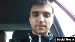 After completing his military service, Aleksi Shikhov had spent some time making a living doing various odd jobs.