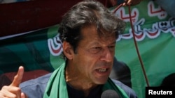 د تحریک انصاف مشر عمران خان