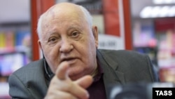Владимир Путинның хәзерге хәле турында сөйләгәндә, экспертлар Михаил Горбачевны телгә алды 