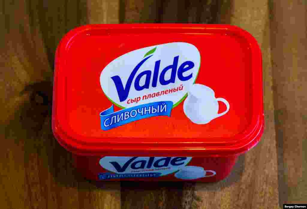 Valde, a processed cheese whose name and label bear more than a passing resemblance to popular Finnish dairy brand Valio. Valio continues to operate production facilities in St. Petersburg and outside Moscow, but with many of its raw ingredients now banned, its products are in short supply. In the meantime, there&#39;s Valde.