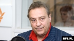 Գենադի Խազանով