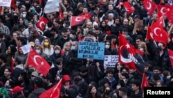 Türkiýede oppozisiýanyň protesti