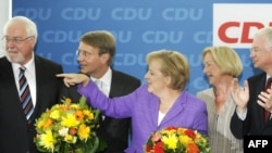 Angela Merkel şi membri de frunte ai PCD