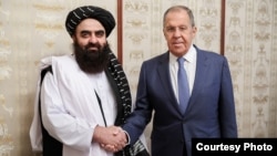 Russiýanyň baş diplomaty Sergeý Lawrow we "Talybanyň" daşary işler ministri Amir Han Muttaki. Russiýa. Oktýabr, 2024 ý.