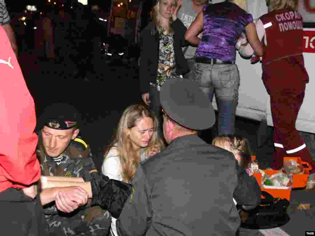 Police and medical sources have said over 20 people were injured in the attack, three of them severely.