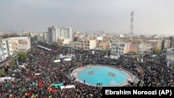 په ایران کې د تېلو د نرخ د لوړېډو پر ضد لاریونونه دوه اوونۍ مخکې د هغه هېواد تقریباً ۱۰۰ ښارونو ته خپرې شوې.