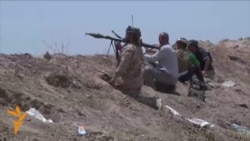 Turkoman Volunteers Fight ISIL Militants Near Kirkuk
