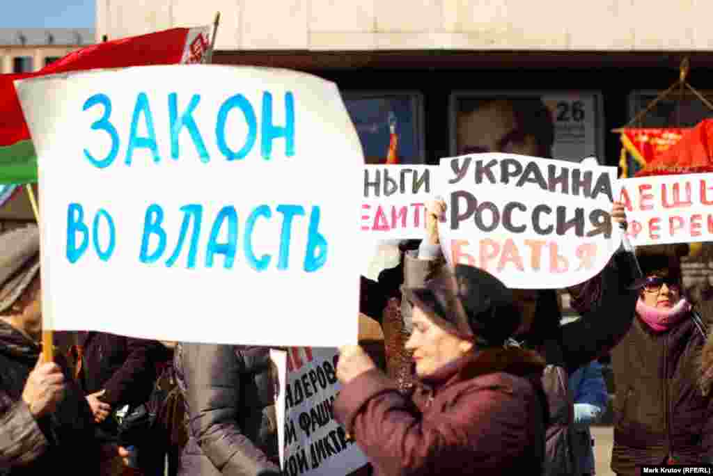 ХIара нах реза бац кху майдан Майданан турпалхойн аьлла цIе хийцарна. Хьалха Ленинан цIе лелош яра хIара. 