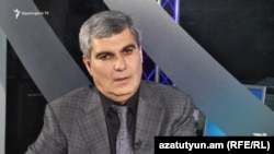 Armenia - Opposition leader Aram Sarkisian is interviewed by RFE/RL in Yerevan, 6Dec2016.