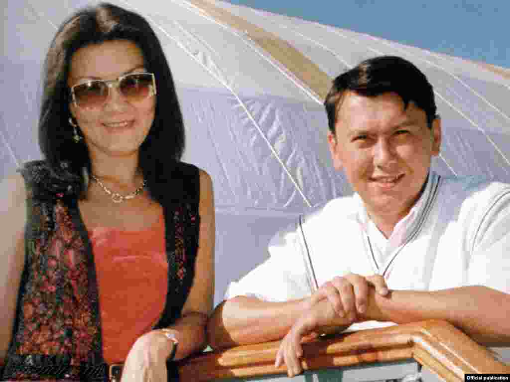 Aliev and Darigha Nazarbaeva had two sons and a daughter. After charges were made against Aliev, a court annulled the couple's marriage in his absence.