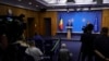 Premierul Ilie Bolojan în timpul unei conferințe de presă (imagine de arhivă).