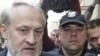 Akhmed Zakayev u pratnji policije, 17. septembra 2010