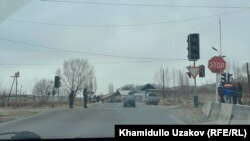 The road between the Kyrgyz cities of Batken and Isfana which leads to Tajikistan’s Vorukh exclave.