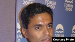 Farid Zakaria na Forumu 2000 u Pragu, 11. oktobra 2010. godine. Foto: Joseph Hammond 