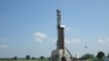 Platformă de exploatare a gazelor de şisturi lângă satul Lebien, regiunea Gdansk, Polonia