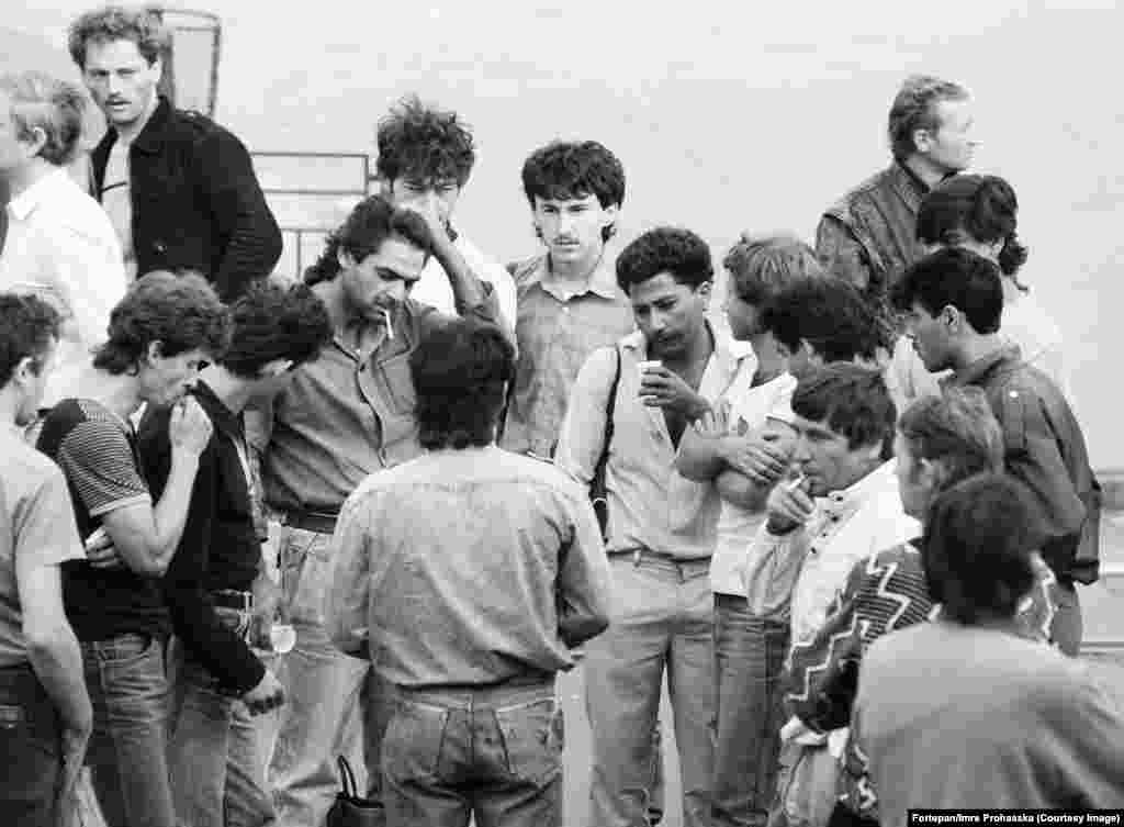 Unemployed men wait for odd jobs in Budapest in 1988. Despite being relatively free compared to other countries in the Eastern Bloc, by the late 1980s Hungary’s economy was withering. As much as 17 percent of the population was living in poverty according to World Bank estimates and suicide rates in the country were the highest in Europe. 
