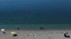 Pe o plajă din Antalya