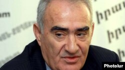 Գալուստ Սահակյան