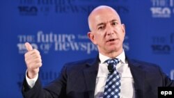 Jeff Bezos, fondatorul companiei Amazon.