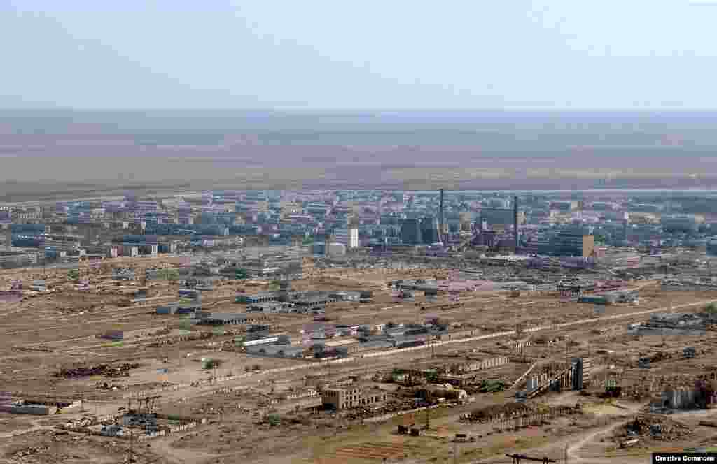 An aerial view of the town of Baikonur, which had a population of some 36,000 people in 2009. Virtually the entire town&#39;s economy is based on the space industry. Some 70 percent of the population were ethnic Russians during the Soviet period, most of the rest ethnic Kazakhs. That ratio has approximately reversed since the collapse of the Soviet Union.