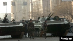 Подразделения Вооруженных сил в Ереване, 2 марта 2008 г.