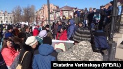There were no arrests or violence at the March 26 protest in Irkutsk.