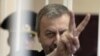 Головний конкурент Олександра Лукашенка на грудневих виборах президента Андрій Санніков під час оголошення вироку суду