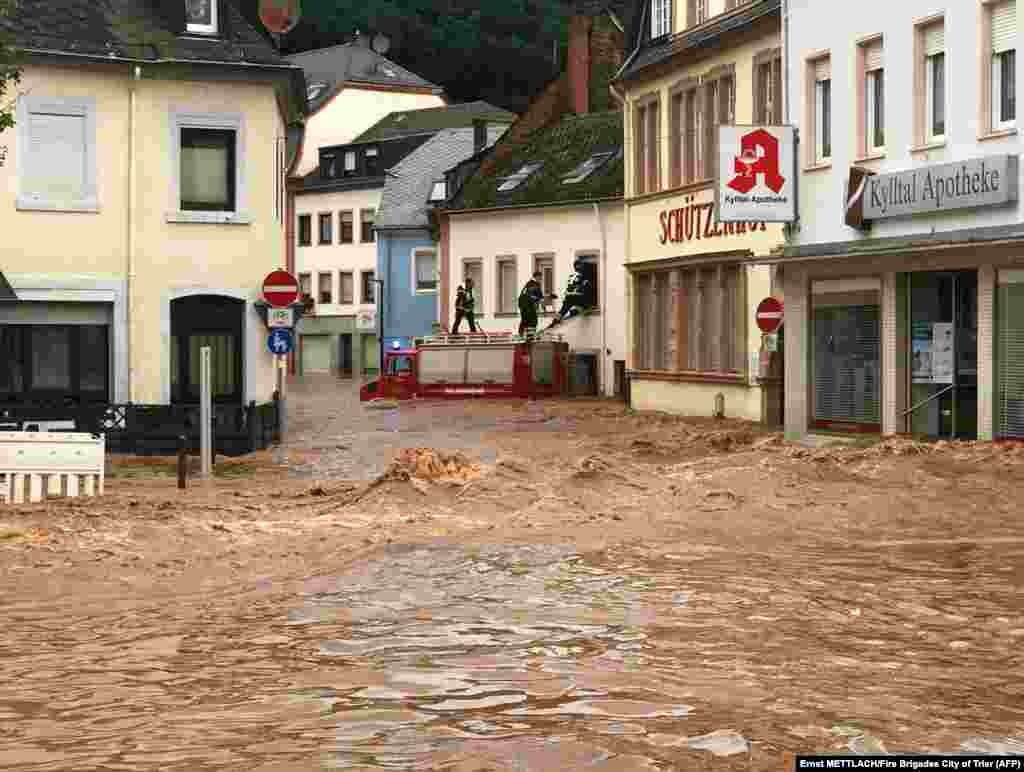 Imagini ale pagubelor provocate de inundații în Germania