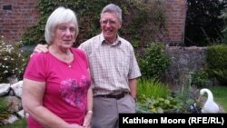 Verna Wilson (left) is still speaking to her husband Ronnie even though they have completely different views on Scottish independence. 
