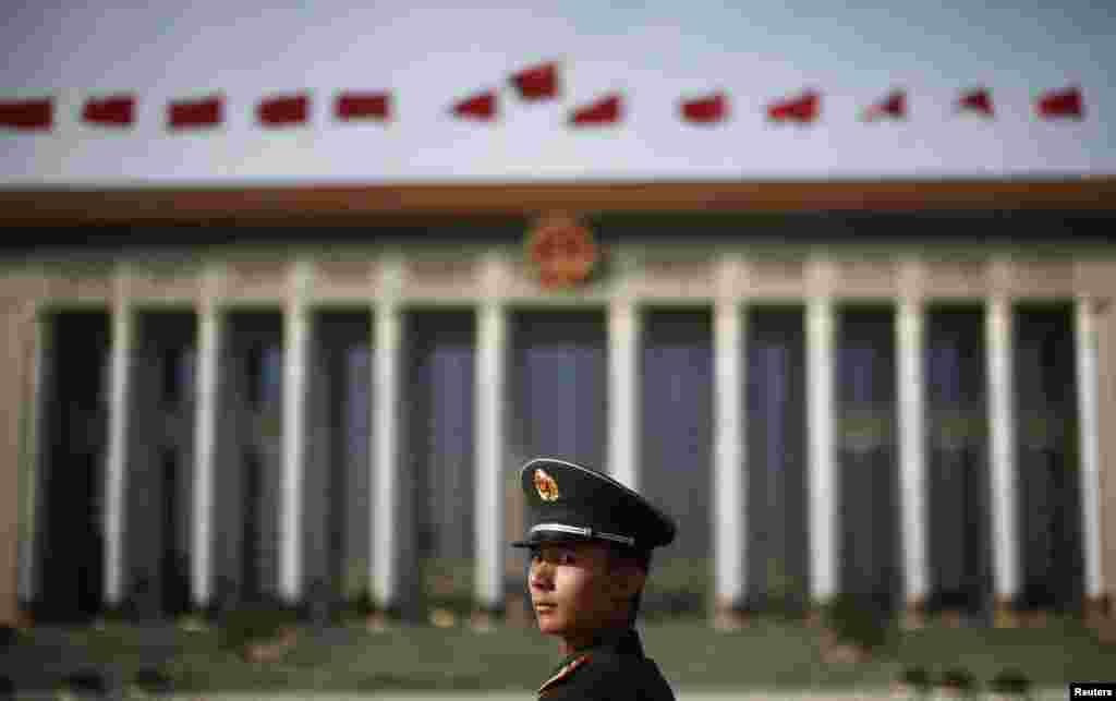Trg Tiananmen, Peking, 7. novembar 2012. Foto: REUTERS / Carlos Barria 