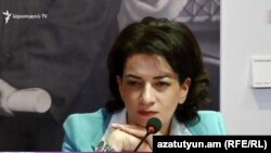 Анна Акопян 