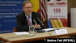 Ըրլ Դ. Լիցենբերգեր, արխիվ