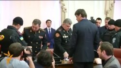 Ukrainian Police Detain Top Officials During Televised Meeting