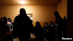 Migrantë nga Kosova, që po largoheshin fillimvitin e 2015-s