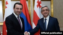 Грузия - Встреча президента Армении Сержа Саргсяна (справа) с премьер-министром Грузии Ираклием Гарибашвили в Тбилиси, 19 июня, 2014 г․