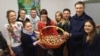 Учасники молодіжної спільноти на римській парафії св. Сергія і Вакха