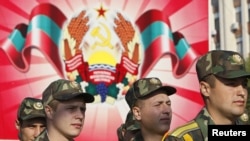 Militari transnistreni la Tiraspol