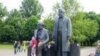 Sculptură la Berlin: Marx și Engels (Foto. W. Totok)