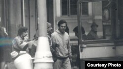 Episcopul Laszlo Tokes, fotografie din Dosarul de urmărire al Securității