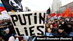 People attend a rally to protest against the tightening of state control over the Internet in Moscow on March 10.