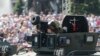 Un soldat ucrainean cu sistemul anti-tanc Javelinl o parada militară la Kiev. 24 august 2018