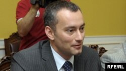 Bulgarian Foreign Minister Nikolai Mladenov 