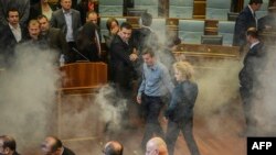 Foto nga seanca e Kuvendit të Kosovës