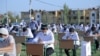 Кризис доверия: почему в Узбекистане молодёжь всё реже идёт учиться в госвузы