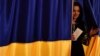 Під час голосування на президентських виборах на виборчій дільниці в посольстві України в Киргизстані. Бішкек, 21 квітня 2019 року