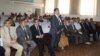 Собрание по выдвижению кандидатов в акимы Таусамалского сельского округа Алматинской области. Видеосюжет на казахском языке. 11 июля 2013 года. 